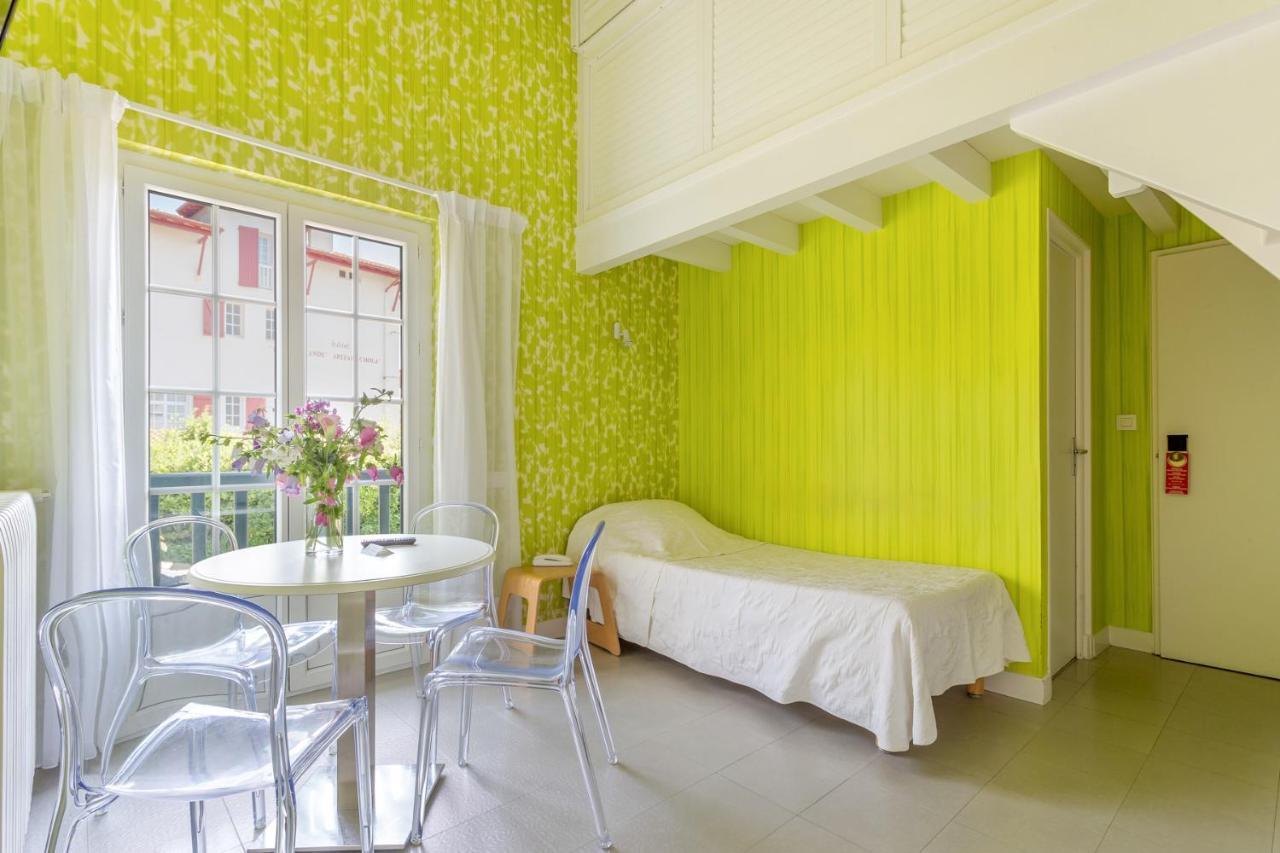 Hotel Les Goelands Сен Жан дьо Луз Екстериор снимка